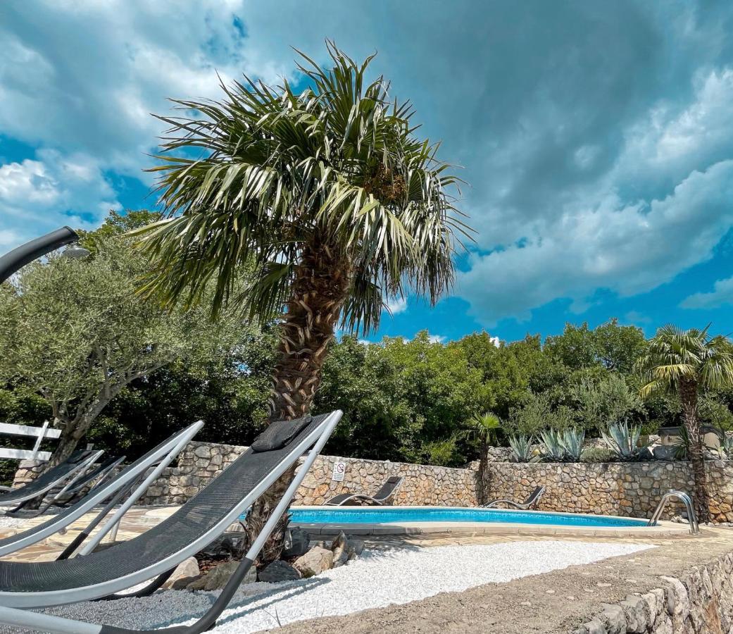 קריקווניצה Apartments Villa Klaudia - Adults Only מראה חיצוני תמונה