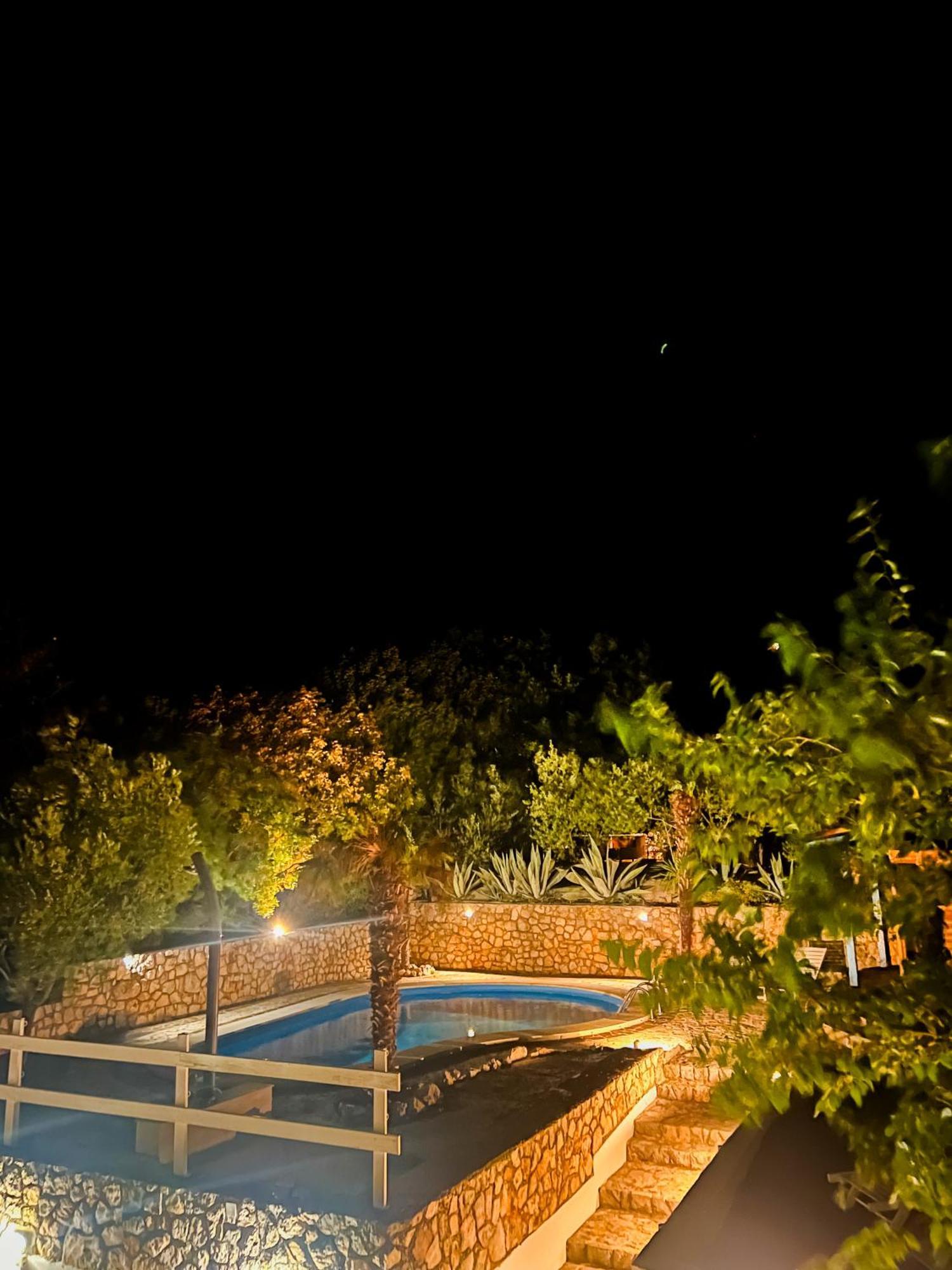 קריקווניצה Apartments Villa Klaudia - Adults Only מראה חיצוני תמונה